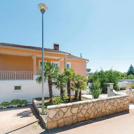 Dom wakacyjny 3 Bedroom Stunning In