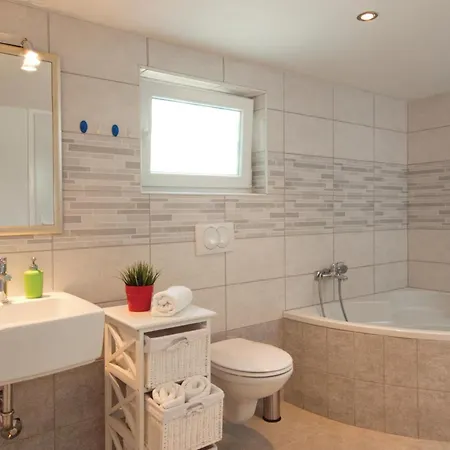 3 Bedroom Stunning In Nedeščina