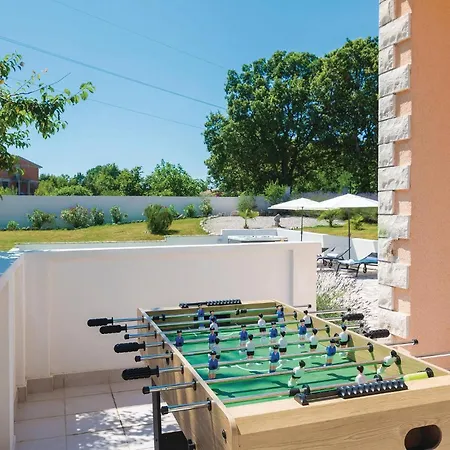 3 Bedroom Stunning In *
